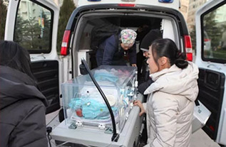 田林县妇婴监护型护送
